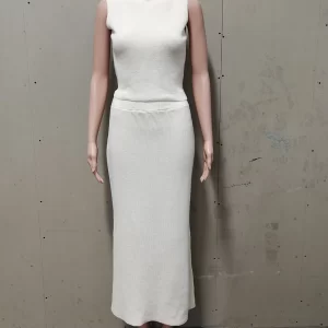 Autumn Elegant Long Skirt Two-piece Set Women's Sleeveless Knitted Turtleneck Vest Slim Skirt Set Female New Fashion Skirt Set