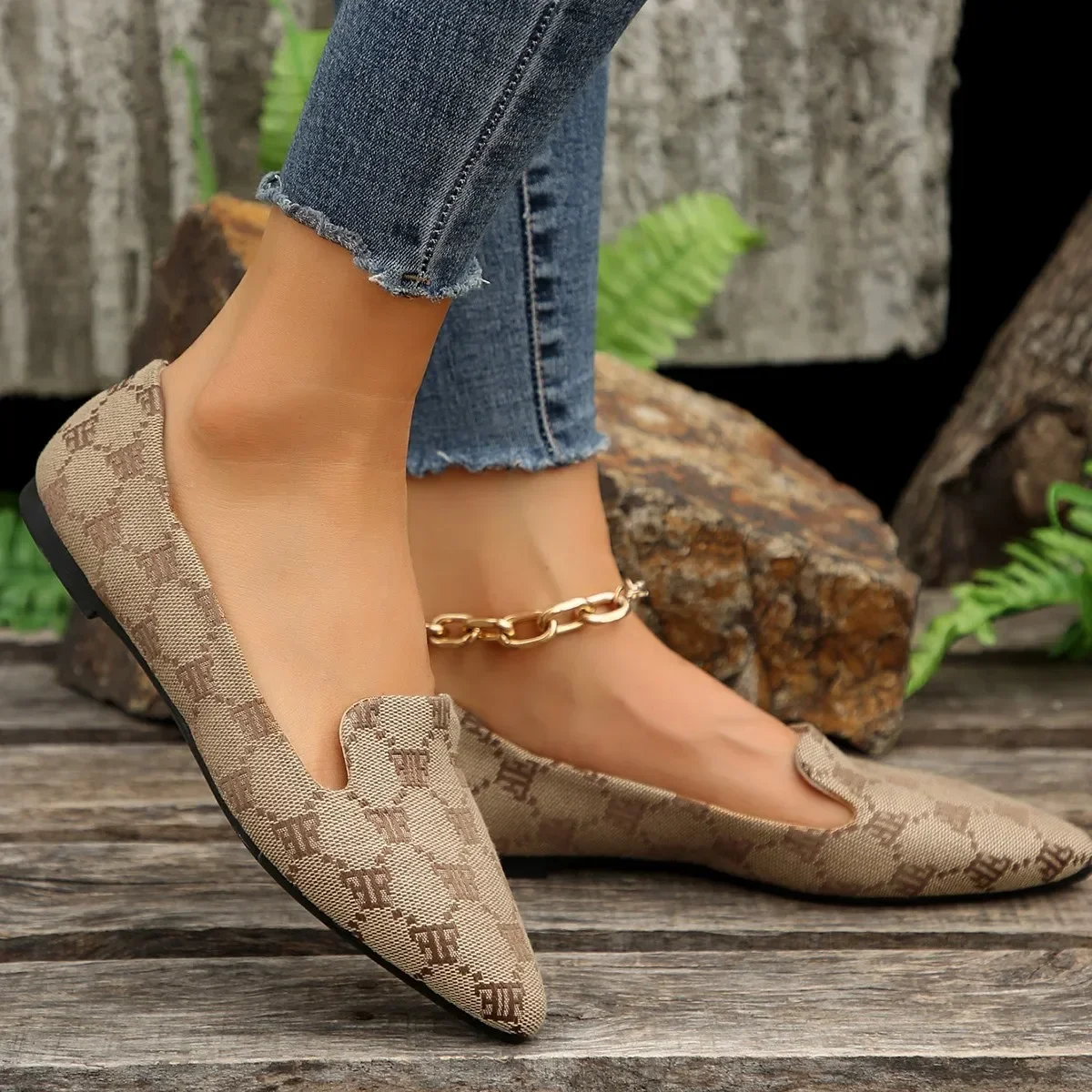 Spring and Autumn Fashion New Solid Color Sexy Pointed Toe Shallow Mouth Women's Casual and Comfortable Flat Walking Shoes - Image 2