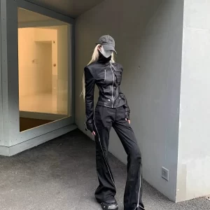 Lautaro Spring Autumn Cool Handsome Short Black Fitted Pu Leather Jacket Women Long Sleeve Zip Up Luxury Designer Clothing 2025
