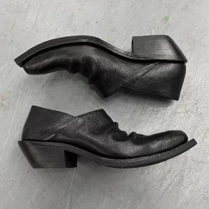 2025 One-foot Loafer Commuter Platform Wizard Trendy Men's and Women's Heightening Head Leather Niche Casual Sderby Shoes